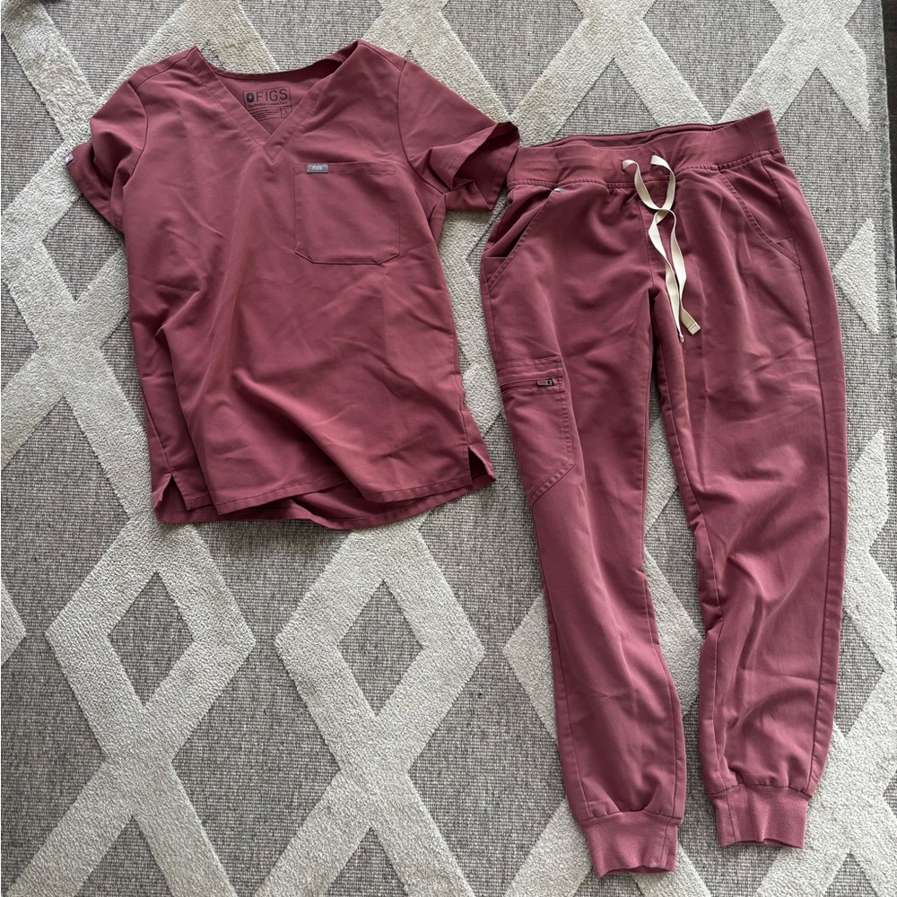 figs mauve pink scrub top and bottom set yellow tie